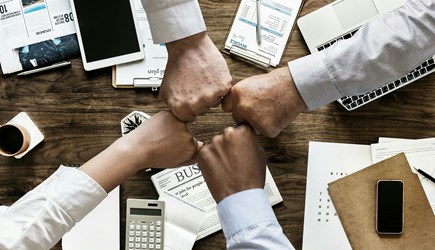 E Learning - Developing Teamwork